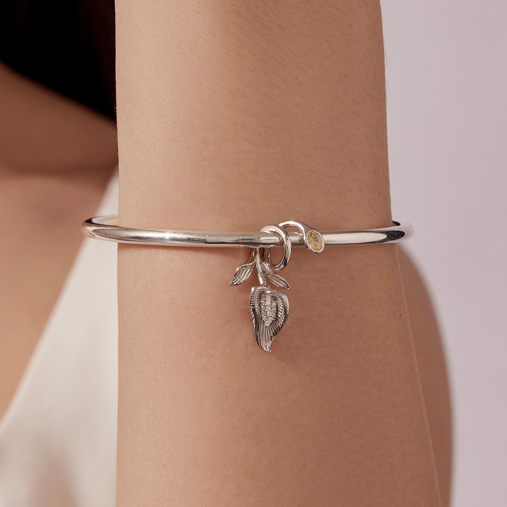 Vine Leaf Dewdrop Charm