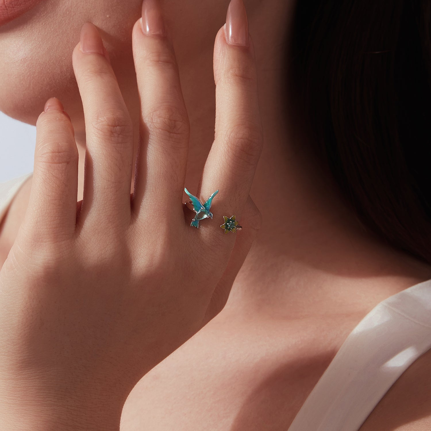 BAMOER Green Hummingbird Flower Ring