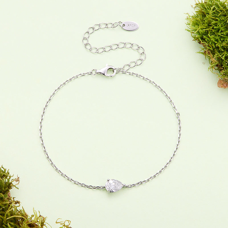 Pear Solitaire Chain Bracelet