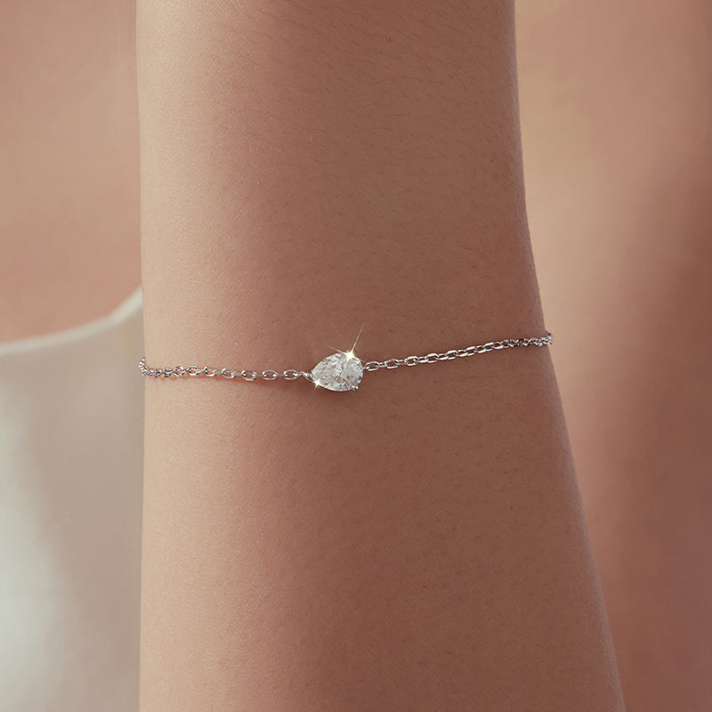Pear Solitaire Chain Bracelet