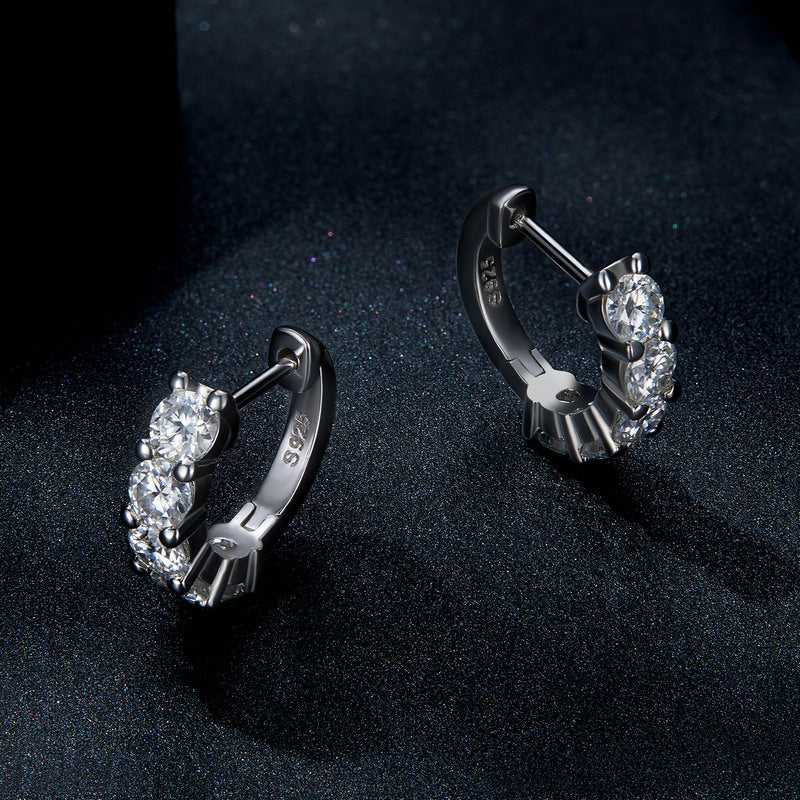 bamoer 925 Silver 4-Stone Moissanite Huggie Earrings