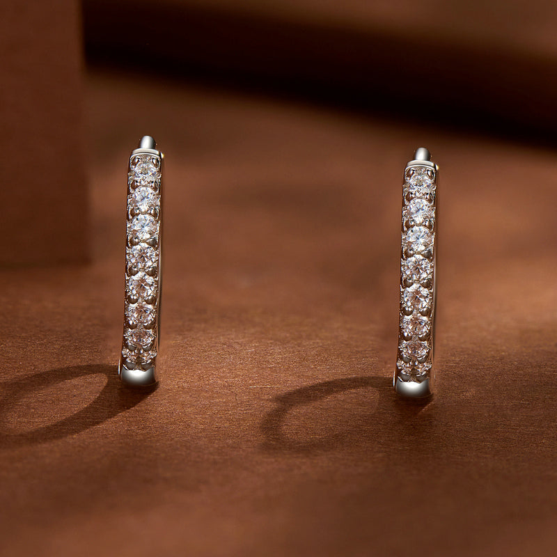 bamoer 925 Silver Pave Moissanite Huggie Hoop Earrings