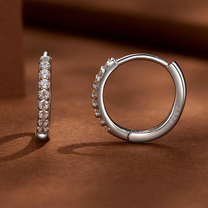 bamoer 925 Silver Pave Moissanite Huggie Hoop Earrings