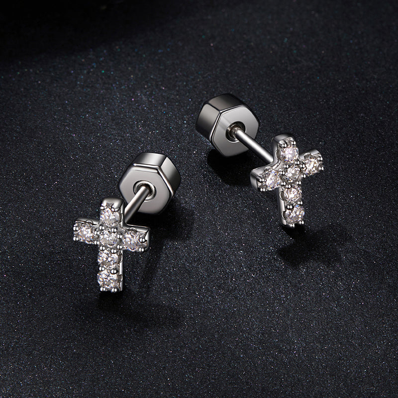 bamoer 925 Silver Pavé Moissanite Cross Stud Earrings
