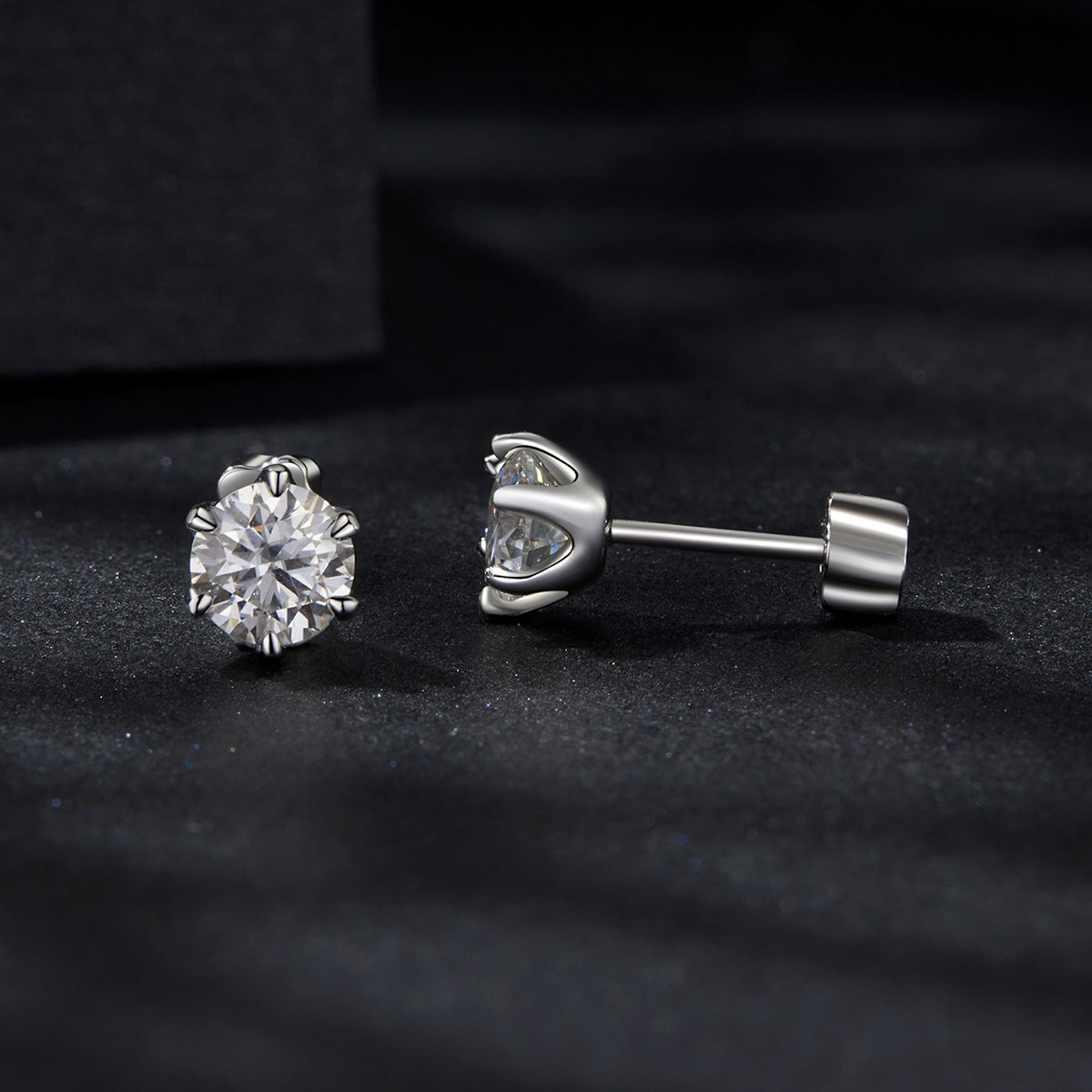 bamoer 925 Silver 6-Prong Moissanite Stud Earrings