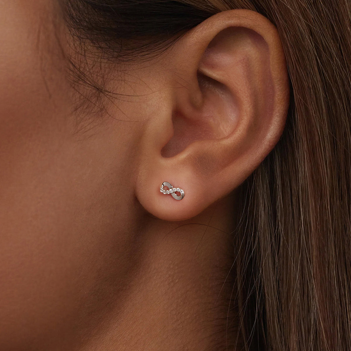 bamoer 925 Silver Infinity Moissanite Stud Earrings