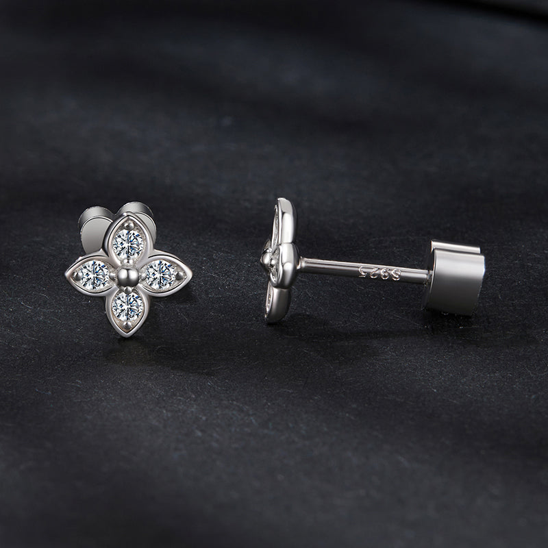 bamoer 925 Silver Four-Leaf Clover Moissanite Studs