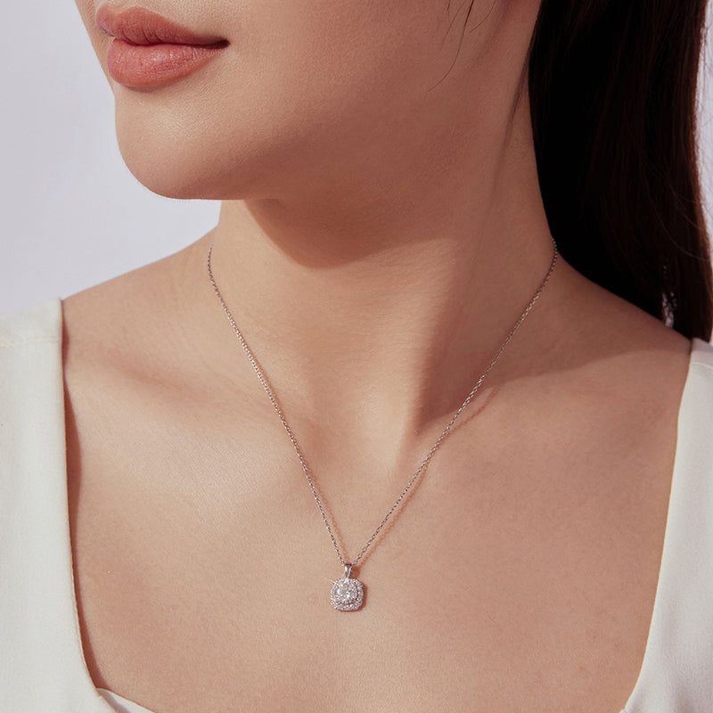 Vintage Halo Pendant Necklace