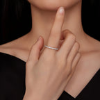 Curved Pavé Half Band