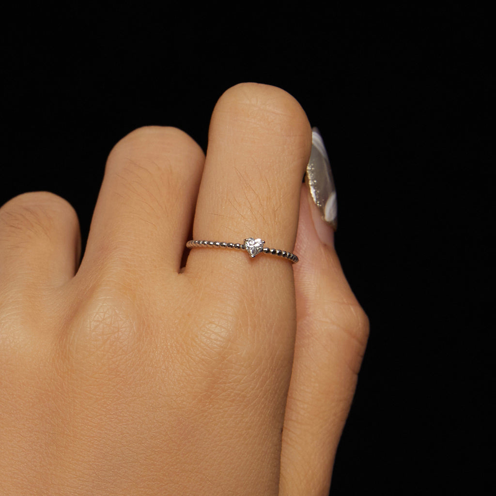 Heart Solitaire Twist Ring