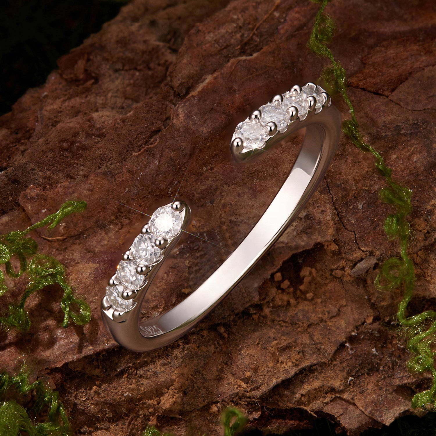 Open-End Moissanite Band|BAMOER
