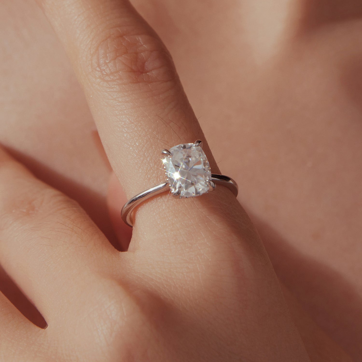 Grand Cushion Statement Ring|BAMOER