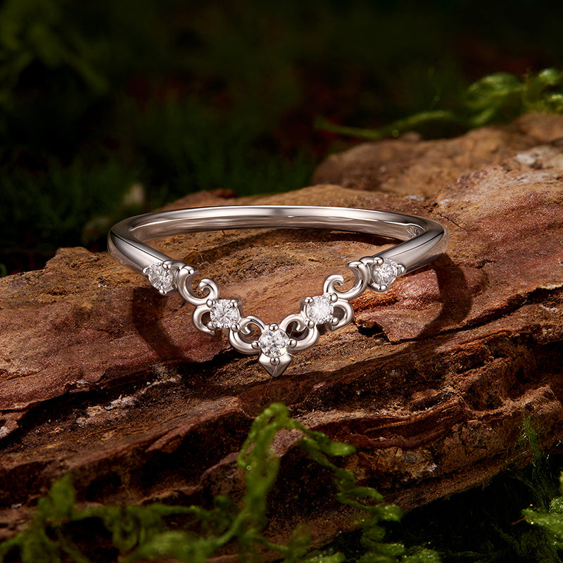 Vintage Filigree V-Ring