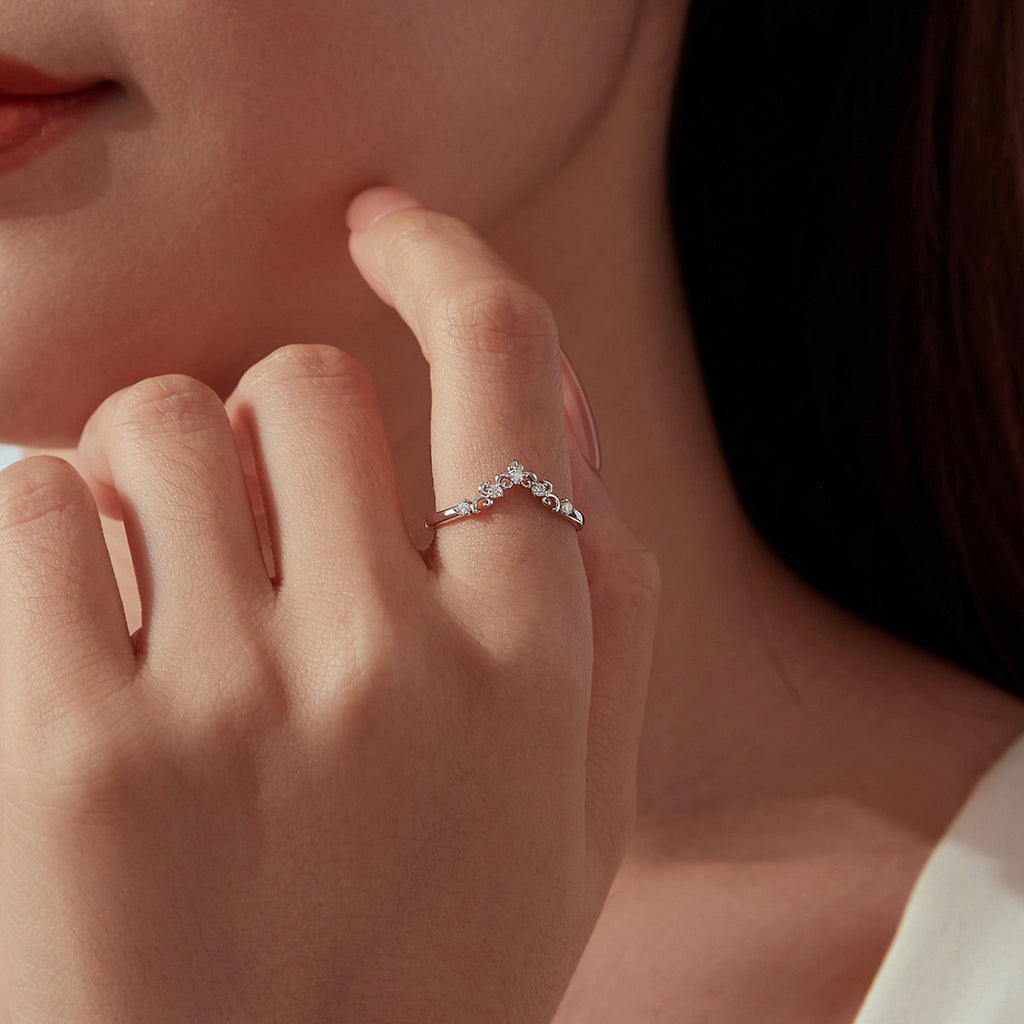 Vintage Filigree V-Ring