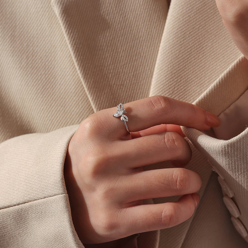 Bee Moissanite Ring