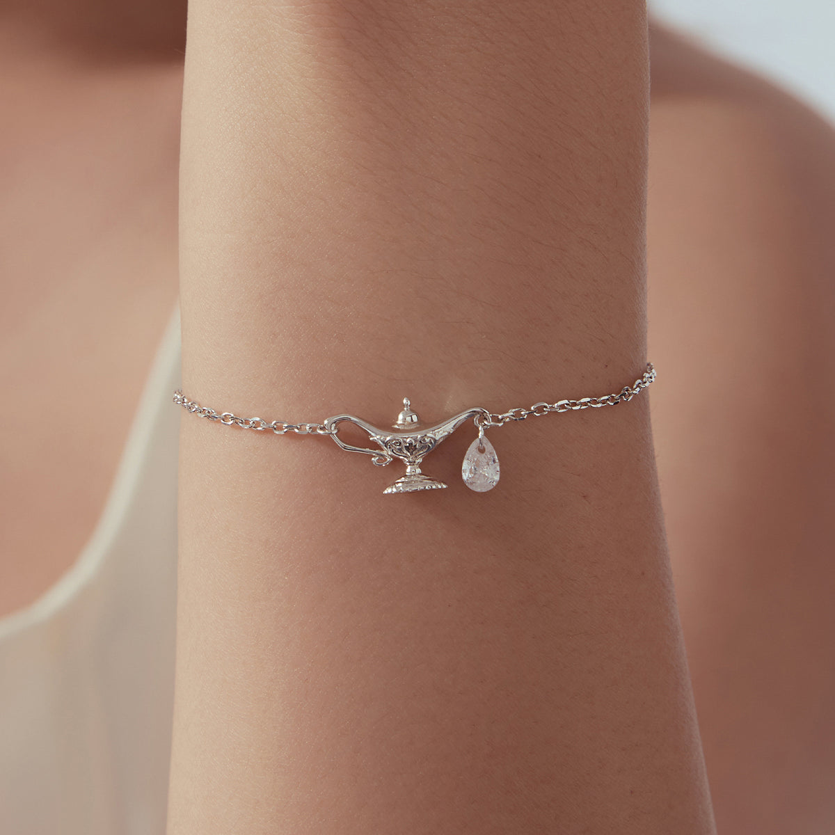 Magic Genie Lamp Bracelet