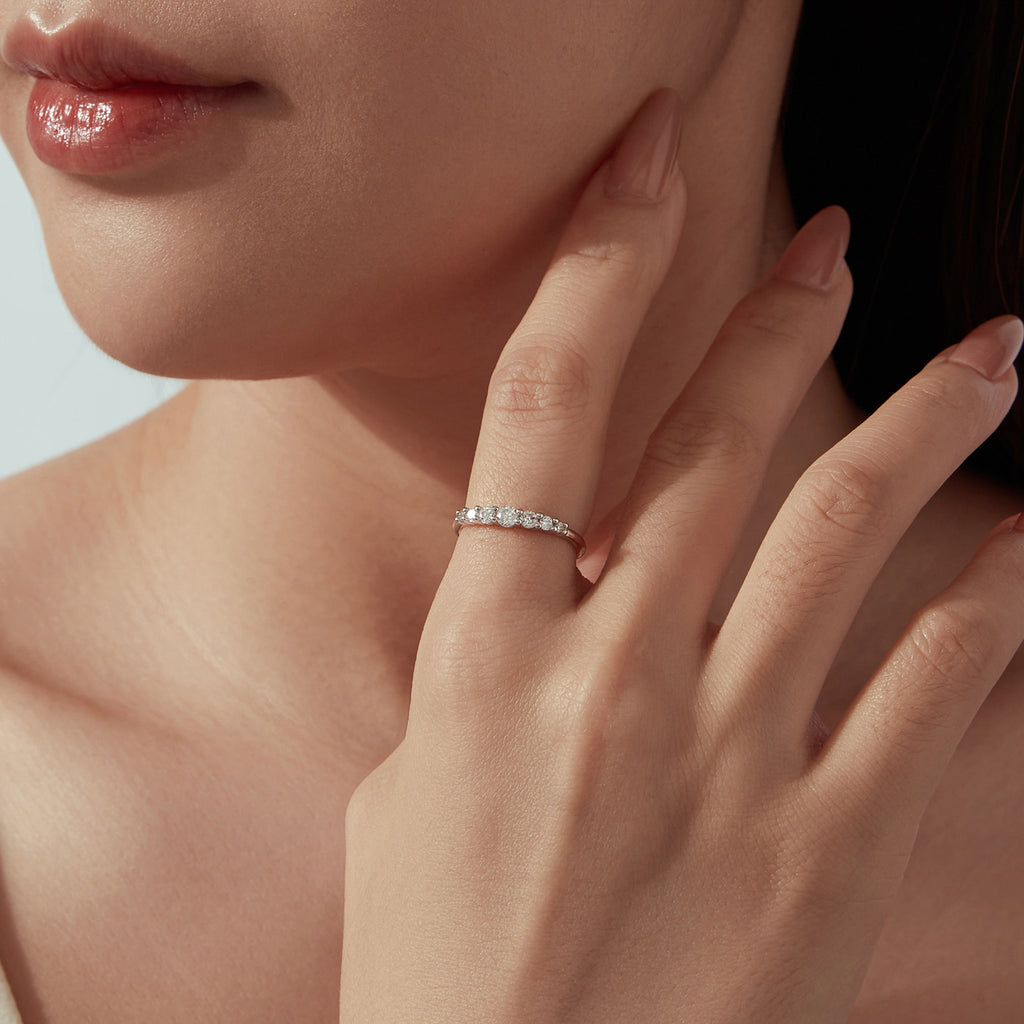 Sparkling Pavé Ring