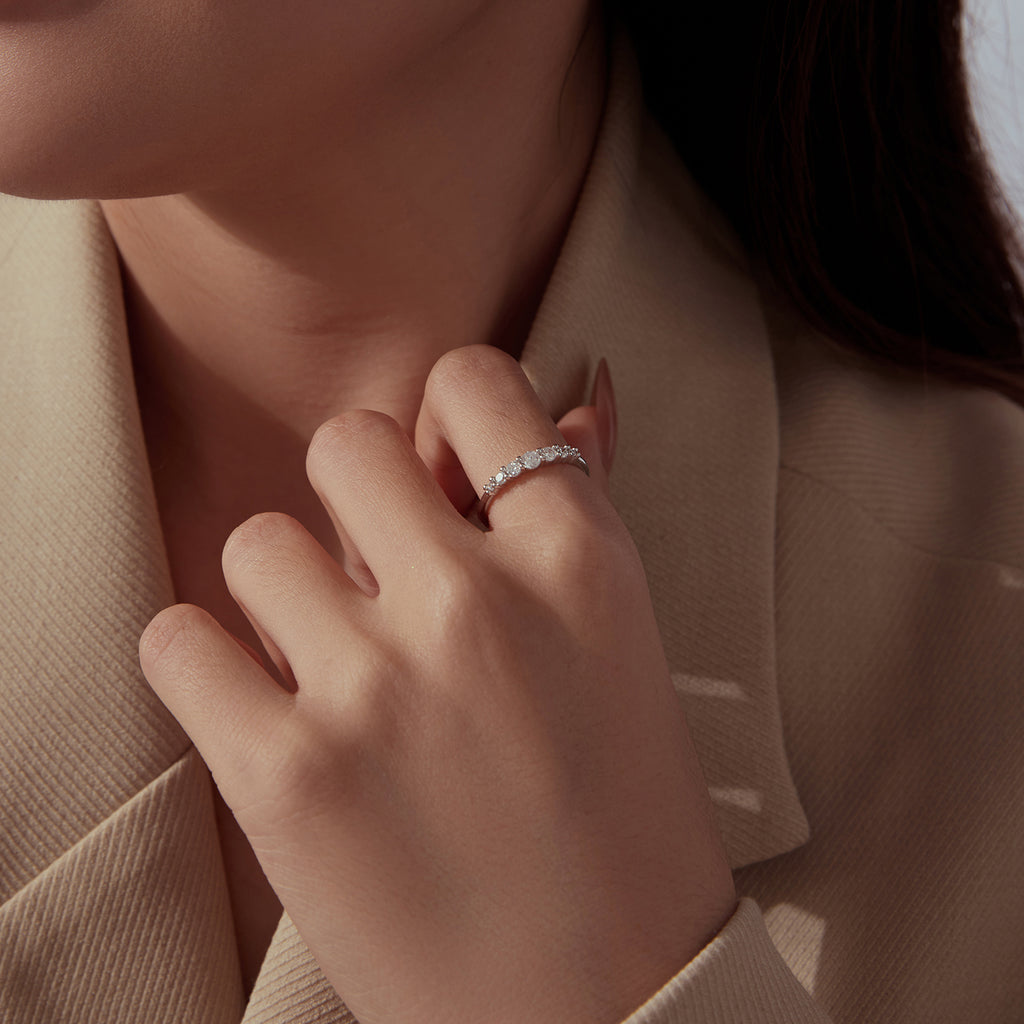 Sparkling Pavé Ring
